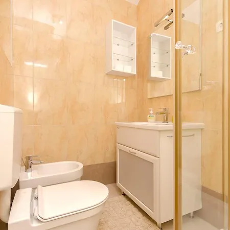 Family Ina Apartament *