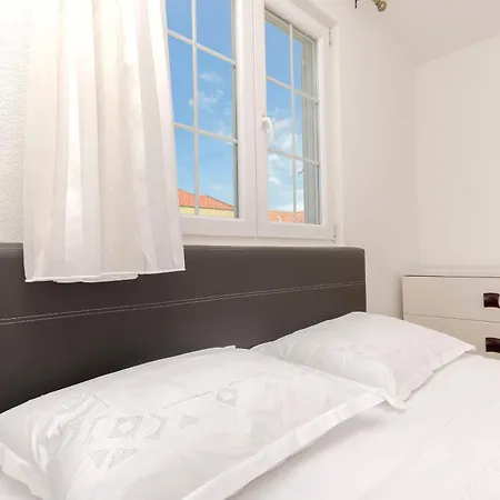 Apartamento Family Ina Vodice