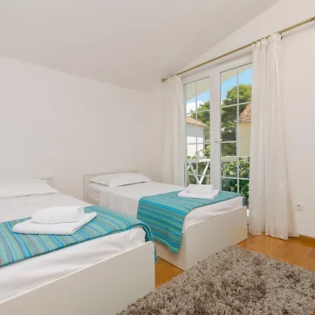 Family Ina Apartamento Vodice