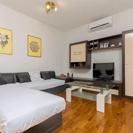 Apartamento Family Ina