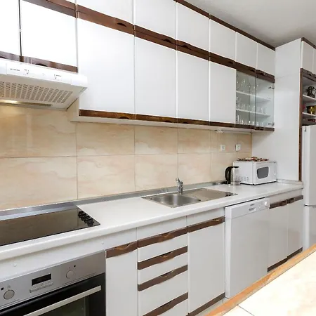 Family Ina Apartamento *