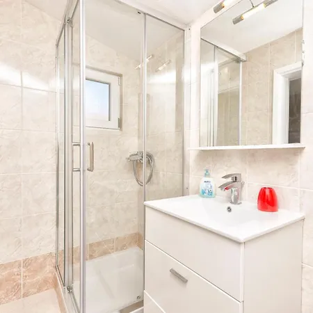 Family Ina Apartament